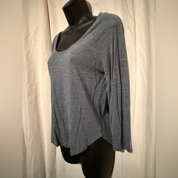 Madewell Viscose Gray Scoop Neck Lightweight Blouse Womens Sz XS - Picture 2 of 5